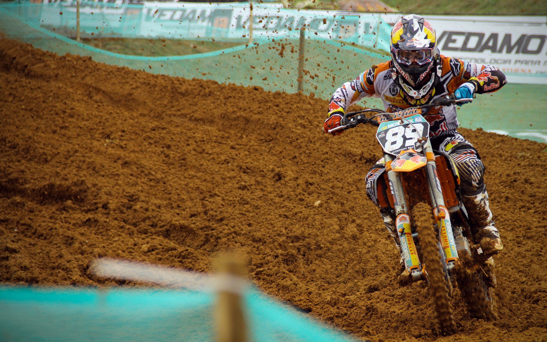 开云体育网站入口-莱比锡红牛主场气势强劲形成持续威胁,莱比锡红牛比赛视频